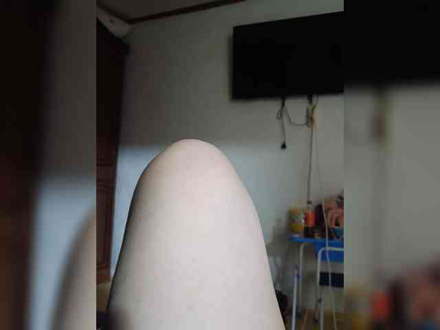 Laura35 webcam