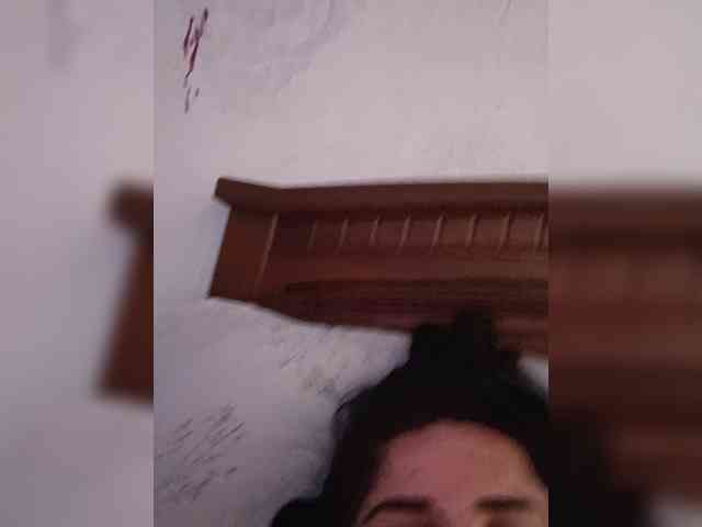 Laura35 webcam
