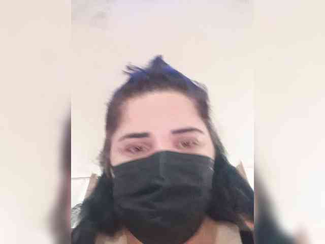 Laura35 webcam