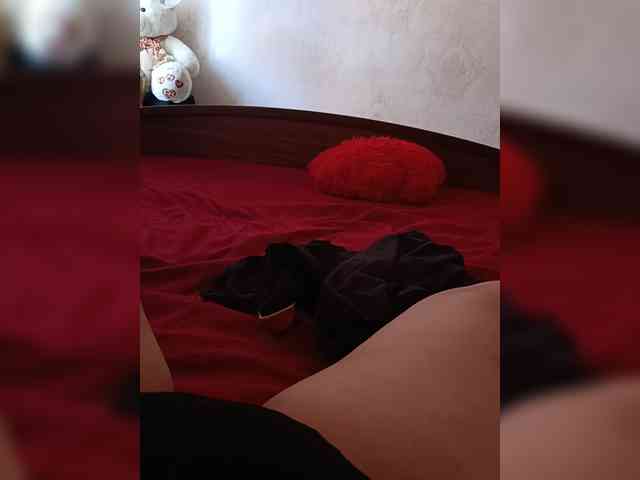 Laura35 webcam