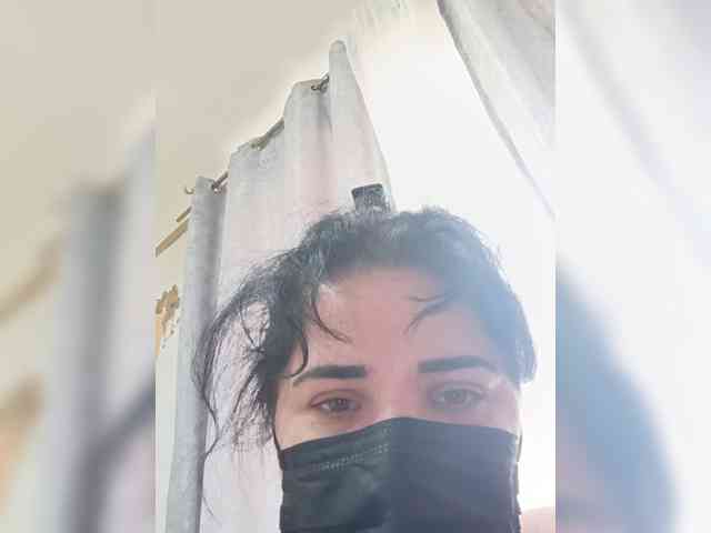 Laura35 webcam