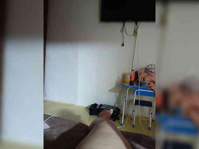 Laura35 webcam