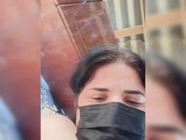 Laura35 Laura35