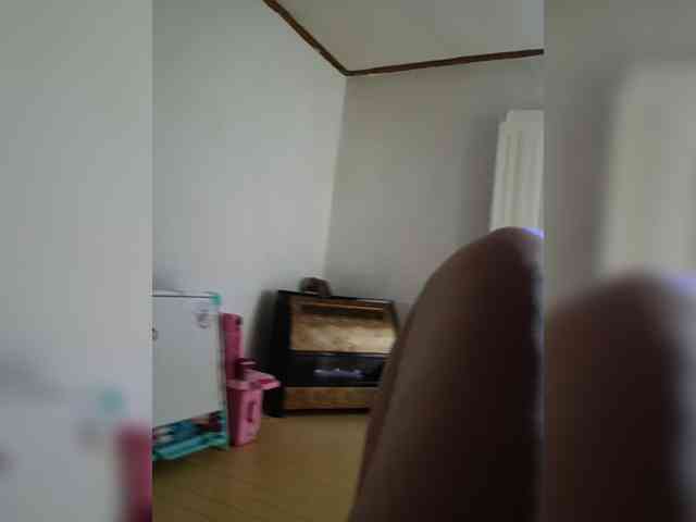 Laura35 webcam