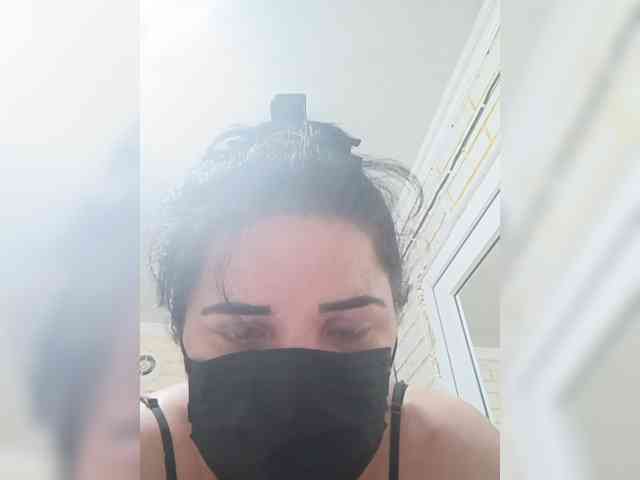 Laura35 webcam
