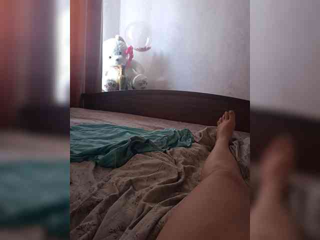 Laura35 webcam