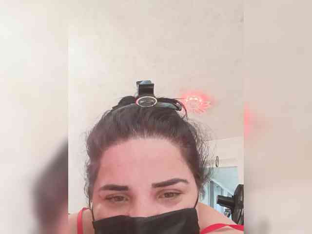 Laura35 webcam