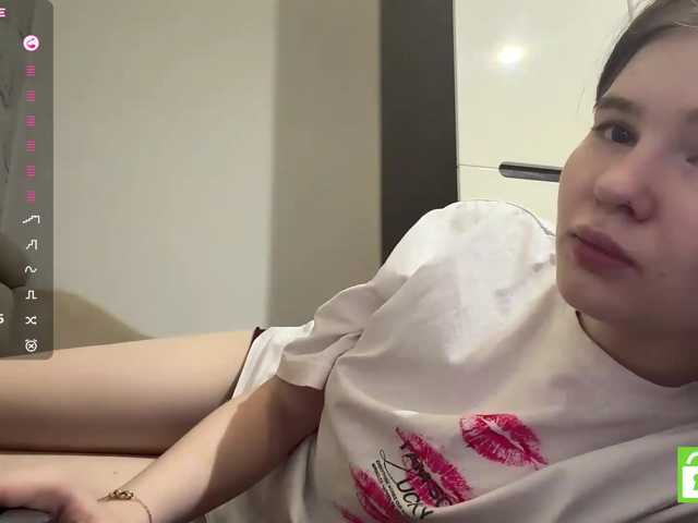 ShareeRivali live cam on BongaCams
