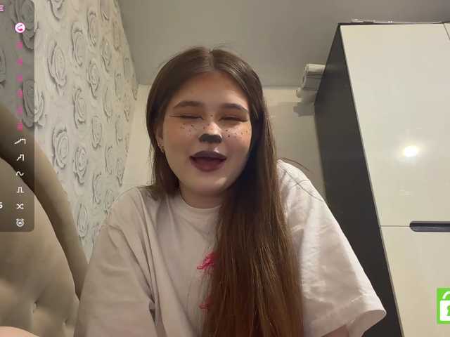 ShareeRivali live cam on BongaCams