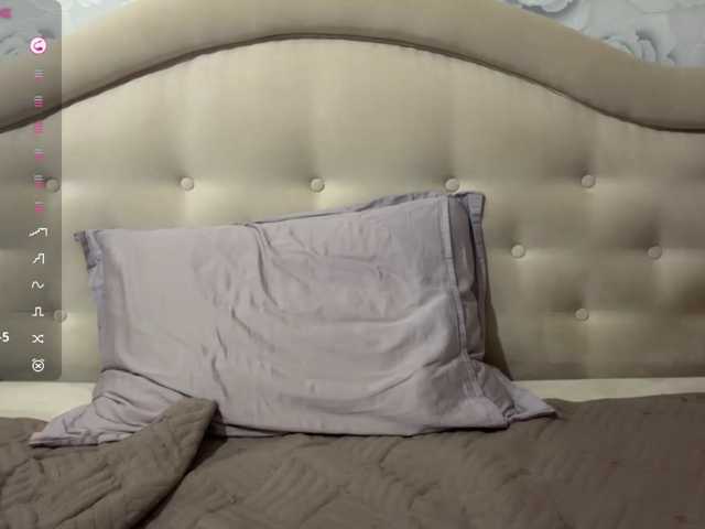 ShareeRivali live cam on BongaCams