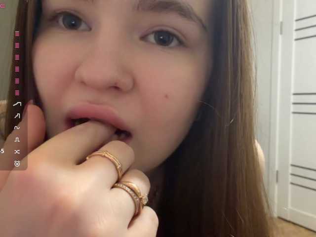 ShareeRivali live cam on BongaCams
