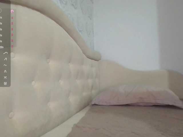 ShareeRivali live cam preview