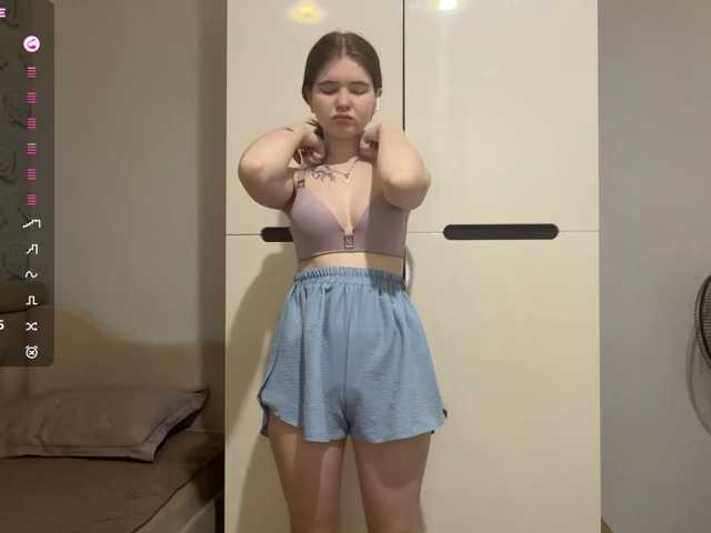 ShareeRivali live cam on BongaCams
