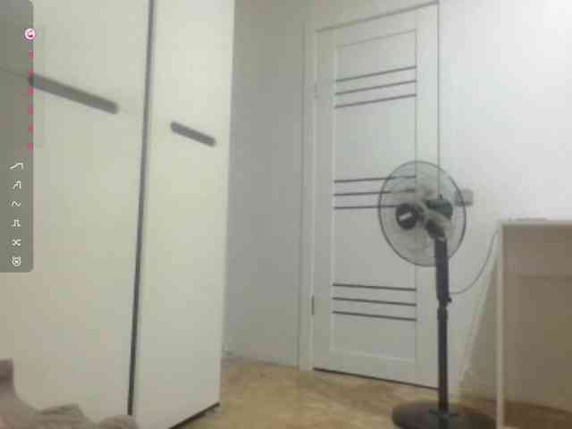 ShareeRivali webcam