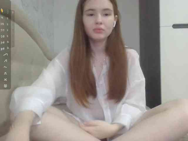 ShareeRivali webcam