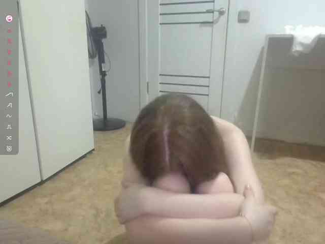 ShareeRivali webcam