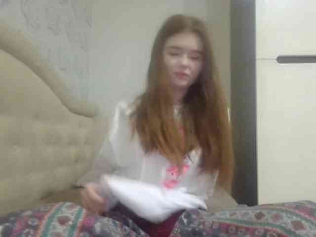ShareeRivali webcam