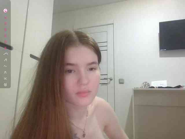 ShareeRivali webcam