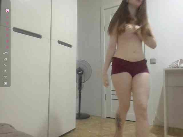 ShareeRivali webcam