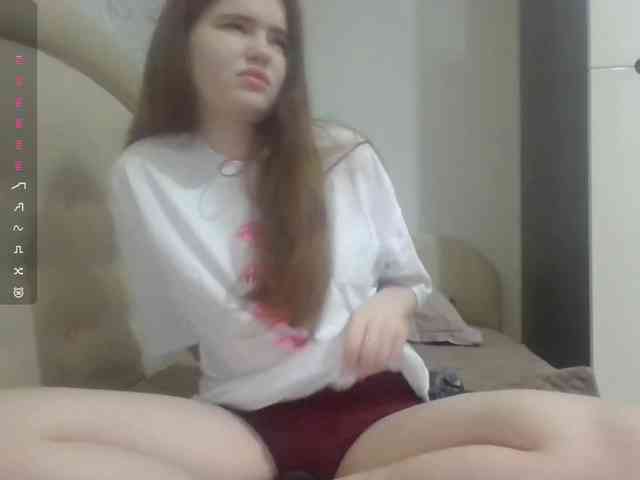 ShareeRivali webcam