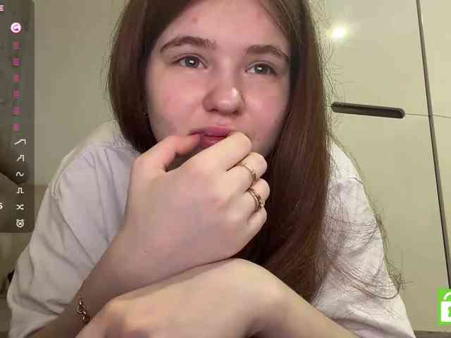 ShareeRivali's webcam live show