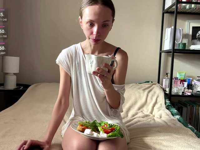 AdrianaScott live cam on BongaCams
