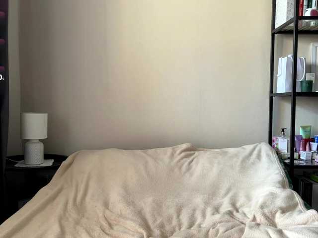 AdrianaScott live cam on BongaCams