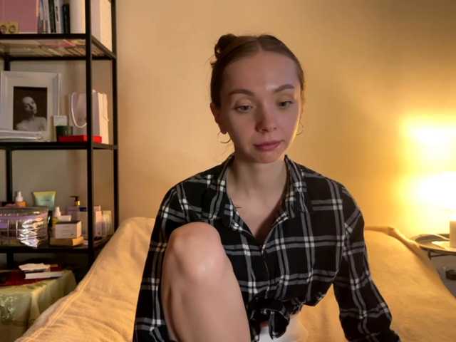 AdrianaScott live cam on BongaCams