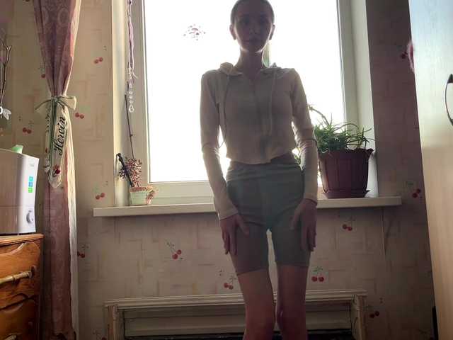 AdrianaScott live cam on BongaCams