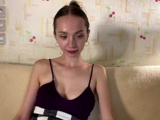 AdrianaScott live cam on BongaCams