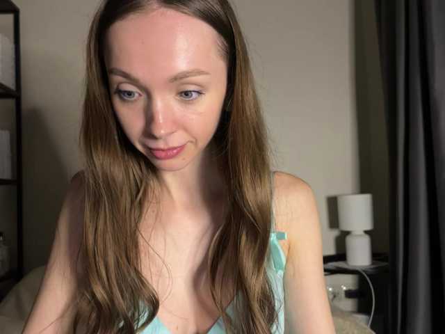 AdrianaScott live cam on BongaCams