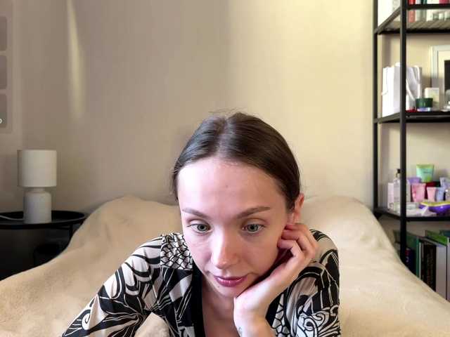 AdrianaScott live cam on BongaCams