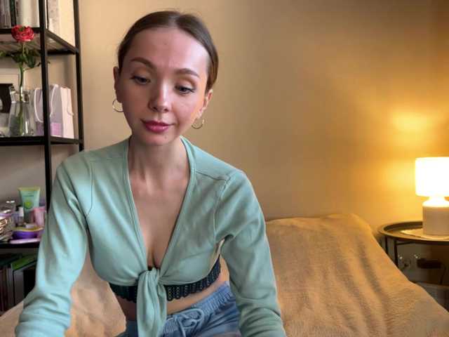 AdrianaScott live cam on BongaCams