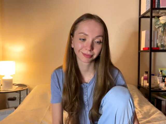 AdrianaScott live cam preview
