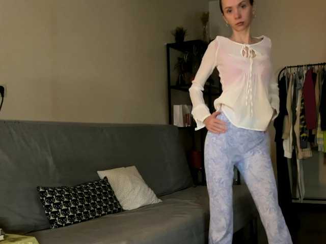 AdrianaScott live cam on BongaCams