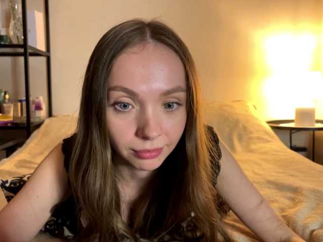 AdrianaScott live cam on BongaCams