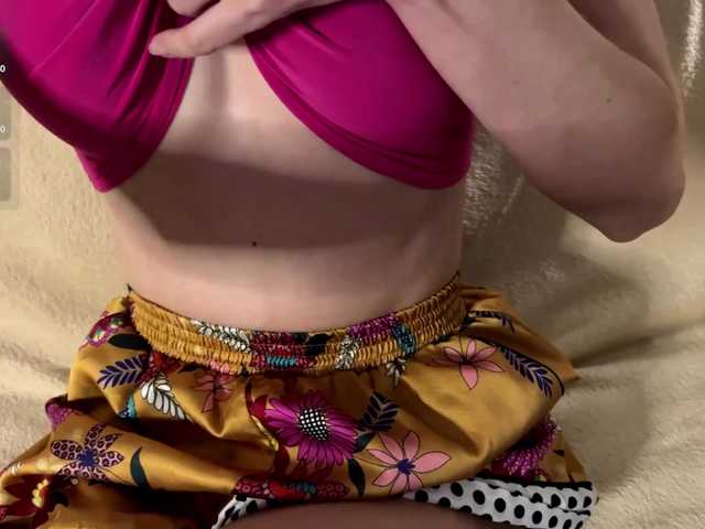 AdrianaScott live cam on BongaCams