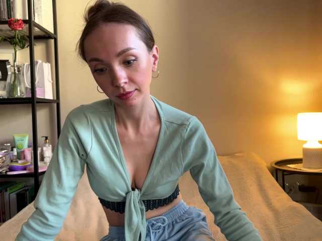 AdrianaScott live cam on BongaCams