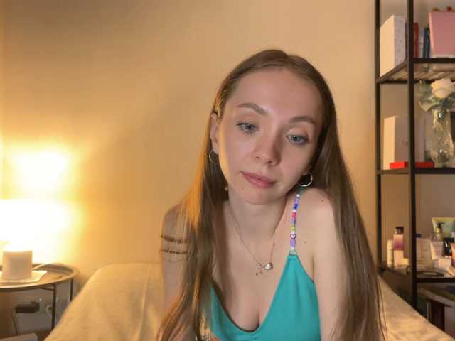 AdrianaScott live cam on BongaCams