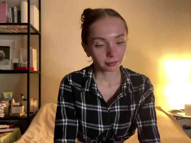 AdrianaScott's webcam live show