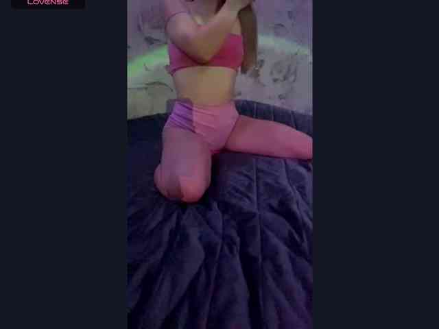 DivineAura_ webcam