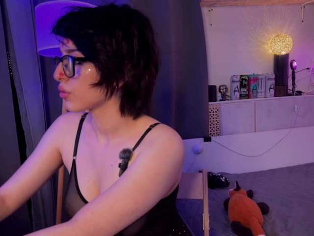 LanaLutz live cam on BongaCams