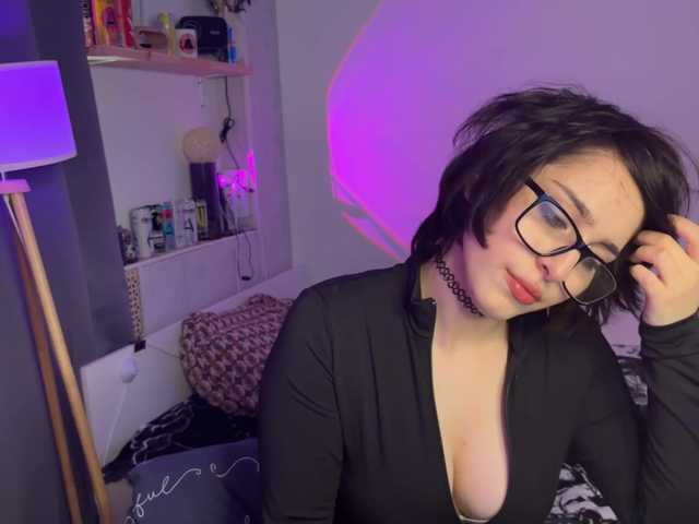 LanaLutz live cam on BongaCams