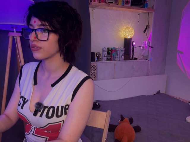 LanaLutz live cam on BongaCams