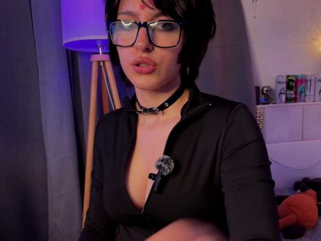 LanaLutz live cam on BongaCams