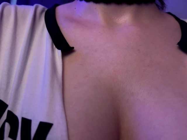 LanaLutz live cam on BongaCams