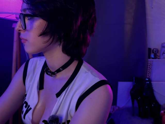 LanaLutz live cam on BongaCams