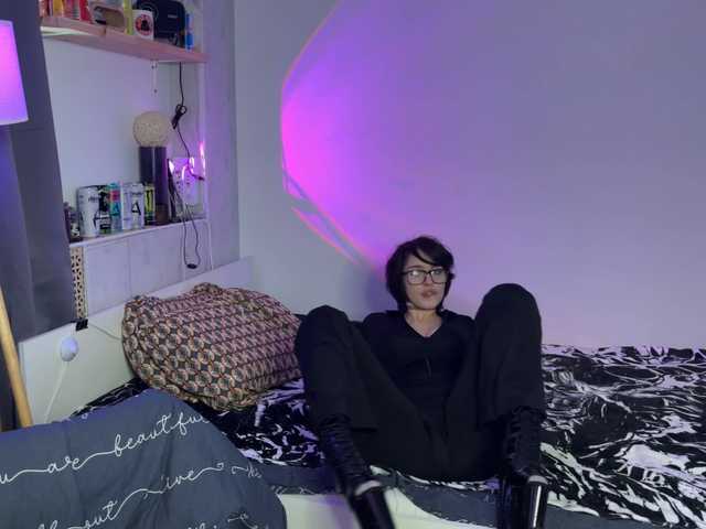LanaLutz live cam on BongaCams