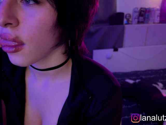 Model: LanaLutz