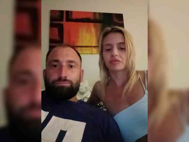 Sexylovers12 webcam